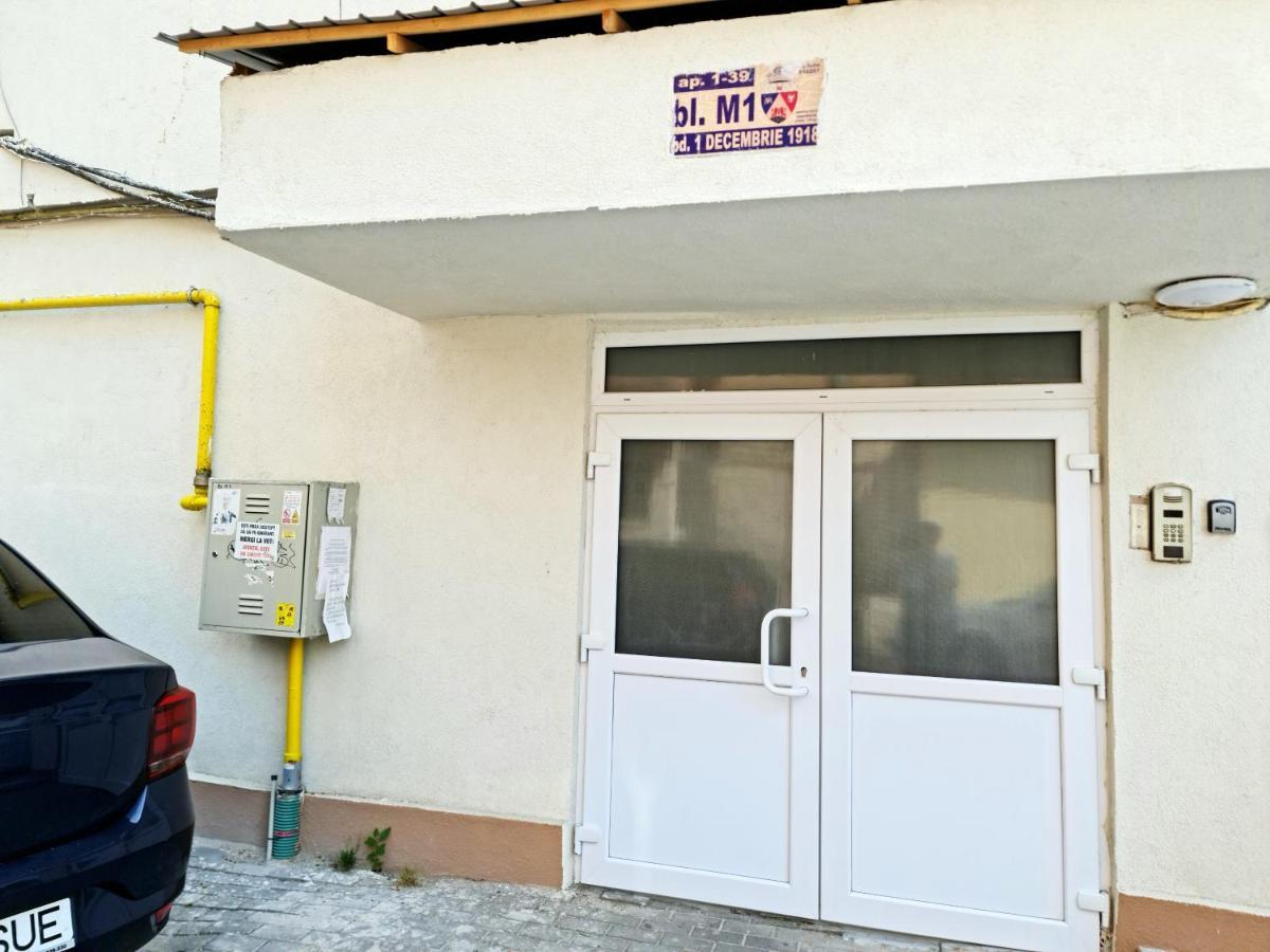 Garsoniera 1 Decembrie Apartman Gyulafehérvár Kültér fotó