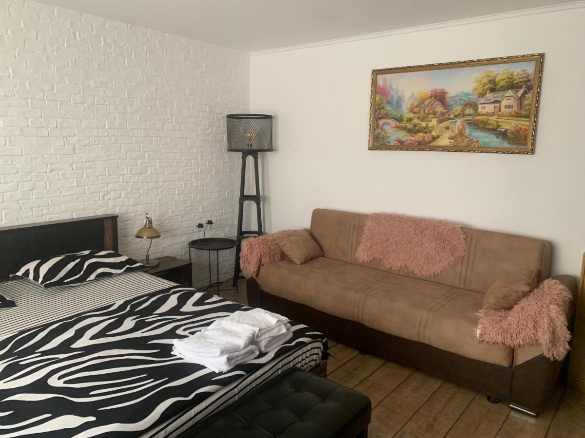 Garsoniera 1 Decembrie Apartman Gyulafehérvár Kültér fotó