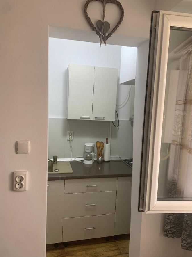 Garsoniera 1 Decembrie Apartman Gyulafehérvár Kültér fotó