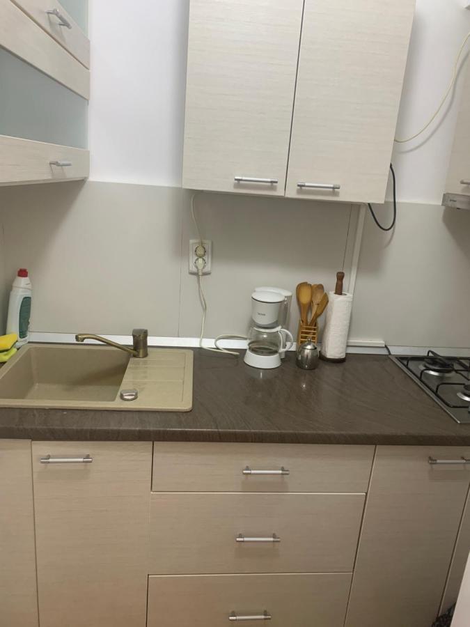 Garsoniera 1 Decembrie Apartman Gyulafehérvár Kültér fotó