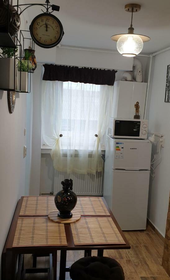 Garsoniera 1 Decembrie Apartman Gyulafehérvár Kültér fotó